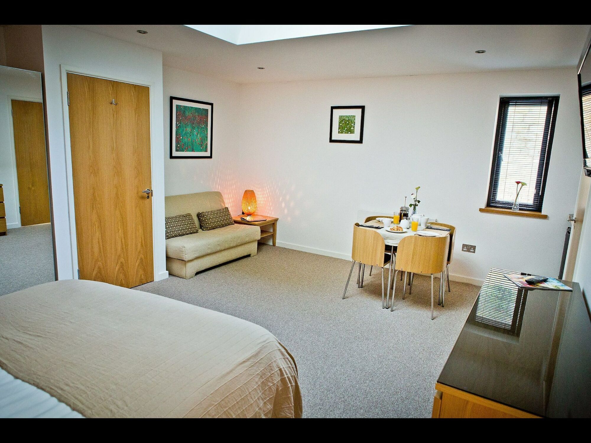 Guest house The Cedars Bathford